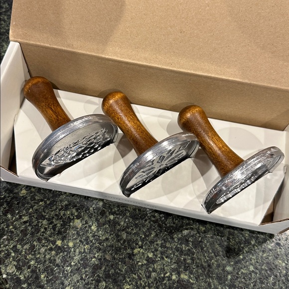 Magnolia Hearth and Hand Holiday Cookie Stamp Set of 3 with Wooden Handles new - Picture 4 of 6